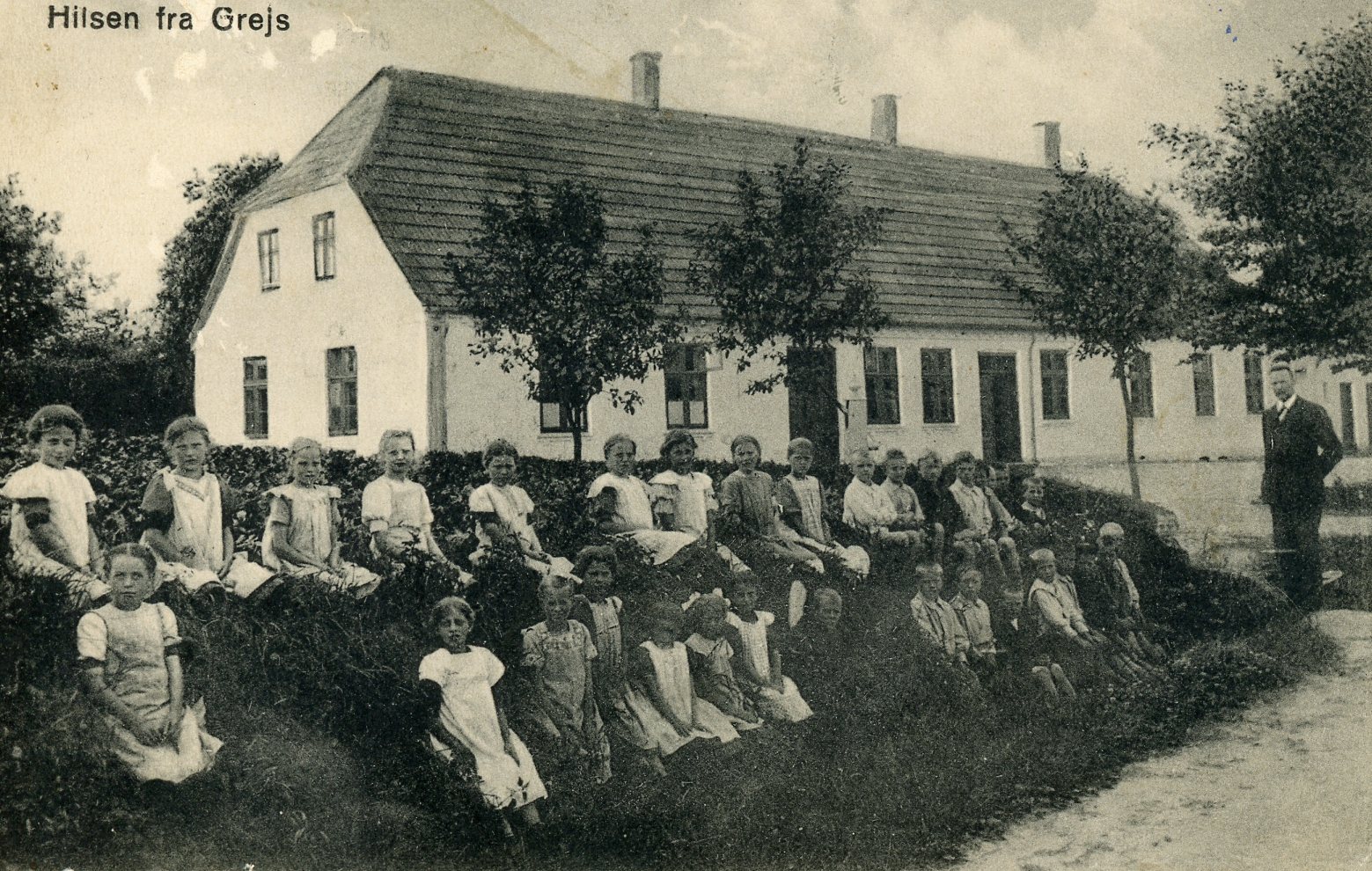 B44